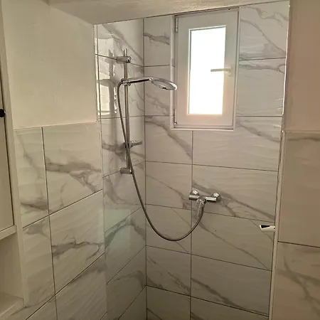 Josip Apartment Primosten